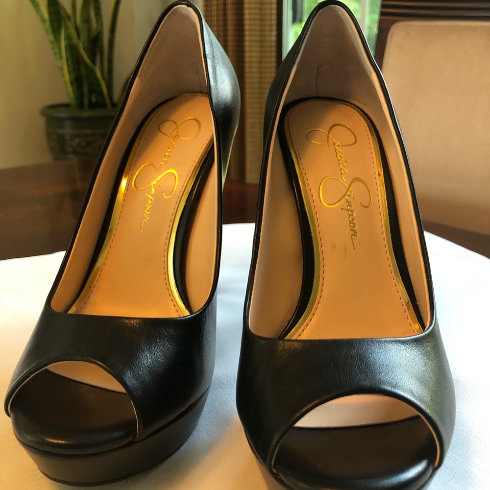 Jessica Simpson heels